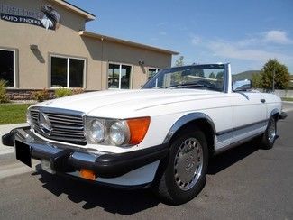 White convertible hard top soft top burgundy maroon low miles automatic wood