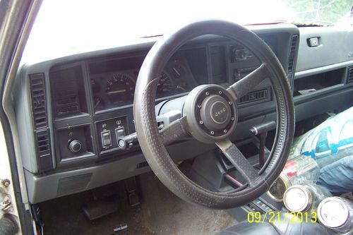 1990 jeep cherokee limited sport utility 4-door 4.0l