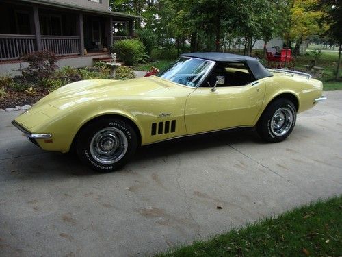 1969 corvette convertable 350 hp 4 speed matching # only 75,000 miles! like new!
