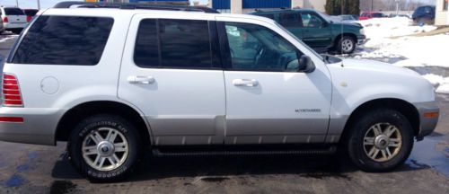 2002 mercury mountaineer 4.6l v8 engine and transmission only have 60k on them!