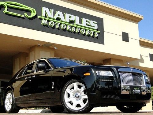 2011 rolls-royce ghost, panoramic roof, navigation, theater sound, xenon's