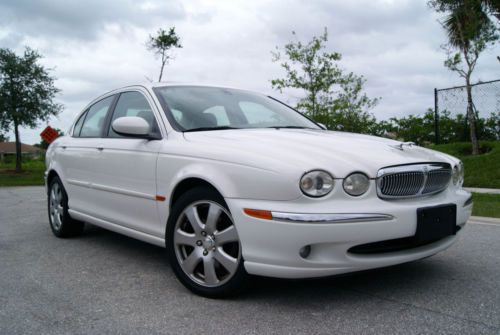 2005 jaguar x type, all wheel drive, 3.o, like new