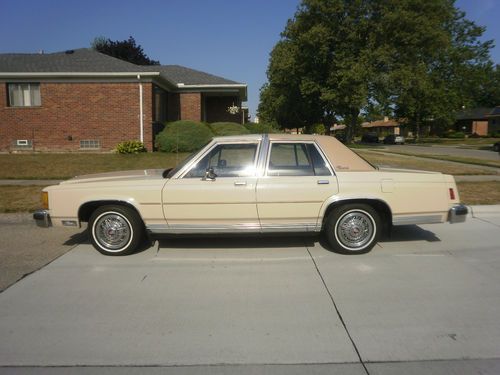 1986 ford crown victoria ltd - family owned - no reserve!