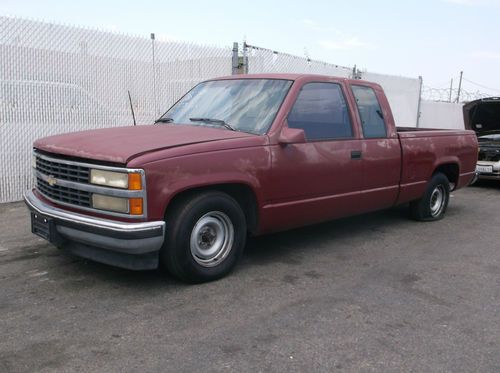1991 chevy pick up c-1500, no reserve
