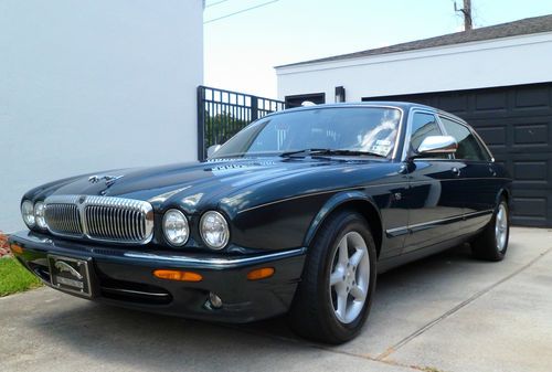 1999 jaguar vanden plas / 81,500 adult miles / clean carfax / original $66,000