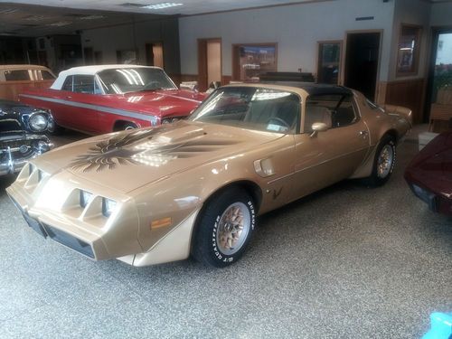 1979 pontiac trans am, 4 speed, 6.6 motor, cold a/c, p/w, 26000 original miles