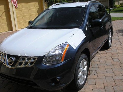 2013 nissan rogue sl awd with sunroof, navigation, leather, alloy wheels