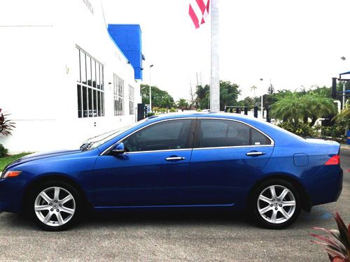 2004 acura tsx sedan low mileage one owner like new only 70k miles!