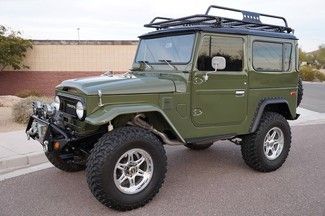 1977 fj40 land cruiser with over $100,000 invested!!! one bad fj40!!!