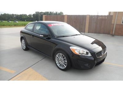 2011 volvo c30 5spd a/t 5-cyl turbo 4  htd leather seats keyless entry
