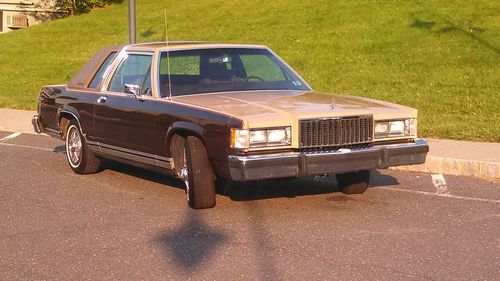 Only 35k mercury grand marquis ford ltd crown victoria coupe country squire 2dr