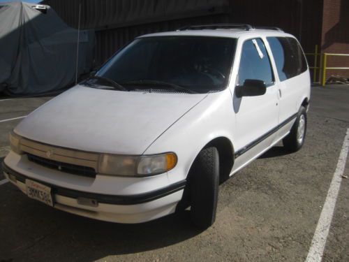 1993 merecury villager- white, 6-cyl., 226,000 miles. current tags, runs good !