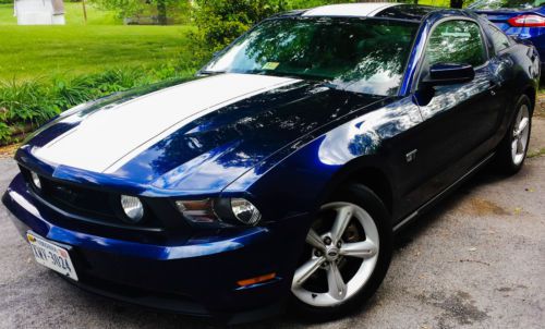 2010 ford mustang gt premium *loaded*