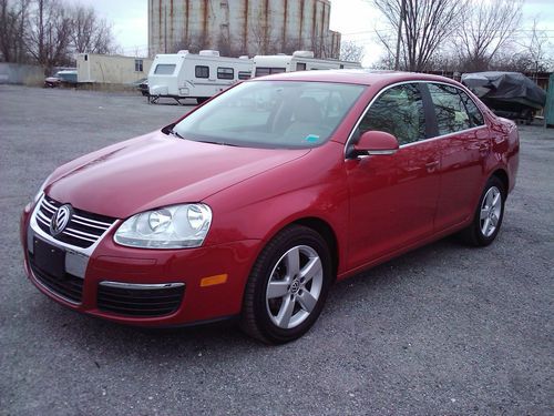 No reserve! heated leather seats, moonroof, cd player, ipod, clean in and out!!!