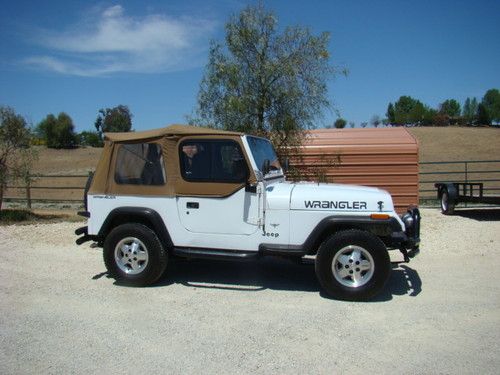 1993 jeep wrangler s sport utility 2-door 2.5l