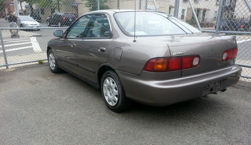 1994 acura integra ls sedan 4-door 1.8l stock