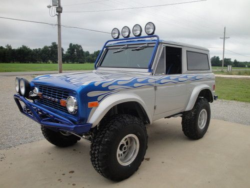 1977 ford bronco fully custom paint and interior 37 tires atlas a/c 351w