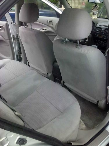 Nissan sentra 1.8s, 2005, silver color, in very good condition.