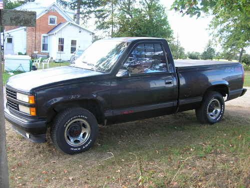 1990 chevy c1500 454ss 700r4 tranny, rare overdrive truck 102k miles
