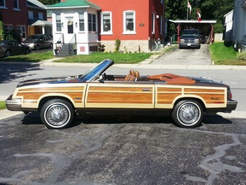 Classic woody 1984 chrysler lebaron turbo convertible (town and country)