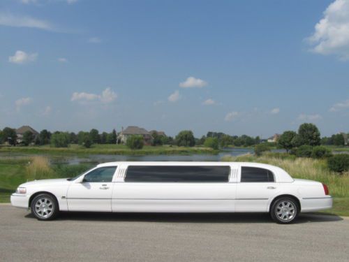 2006 lincoln 120&#034; stretch limo limousine only 39k miles!!! clean 1 owner carfax