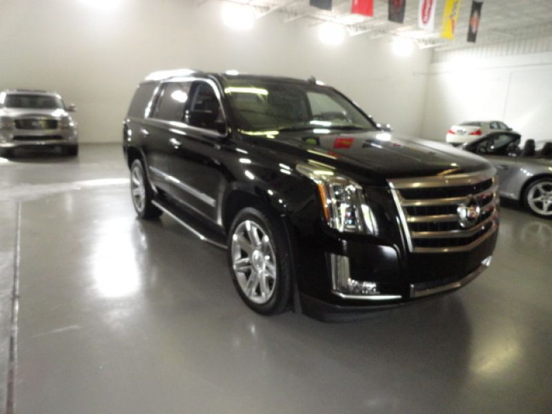 2015 cadillac escalade luxury 1gys4bkj3fr225722 - great condition - must sell!