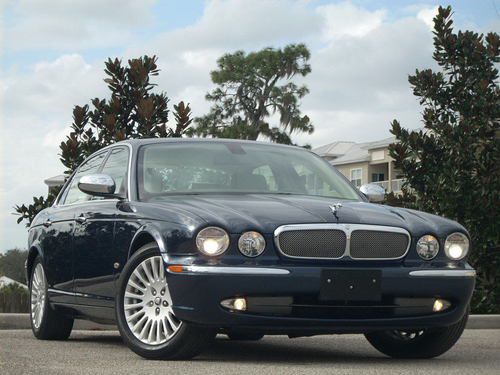 Jaguar vanden plas, indigo blue/ivory mocha pipe,1 owner car, simply gorgeous!!!