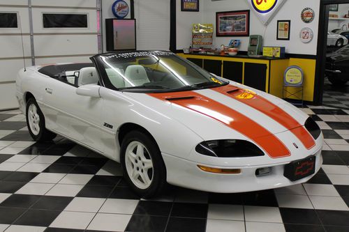 1997 chevrolet camaro z28 30th anniversary 28,000 one owner miles convertible!!