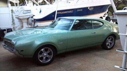 1969 cutlass-s hoilday coupe -working a/c-awesume color combo
