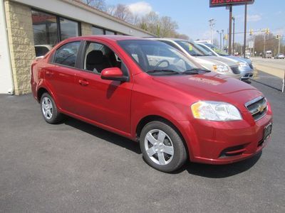 2011 chevrolet aveo lt, only 29000 miles! remainder of factory warranty, 34 mpg!