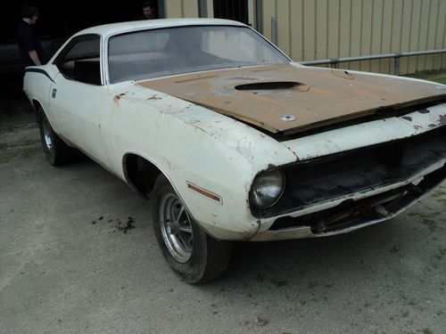 1970 plymouth barracuda coupe project car