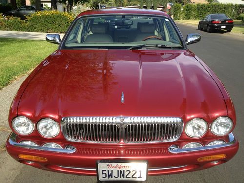 2001 jaguar vanden plas 4-door 4.0l