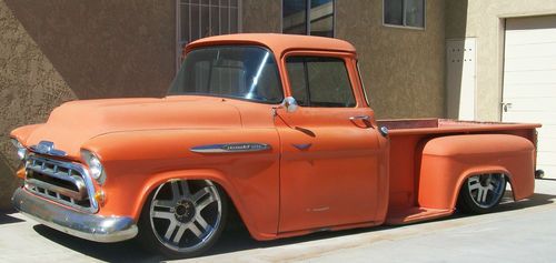 1957 chevy 3200 air ride 350/350 running project