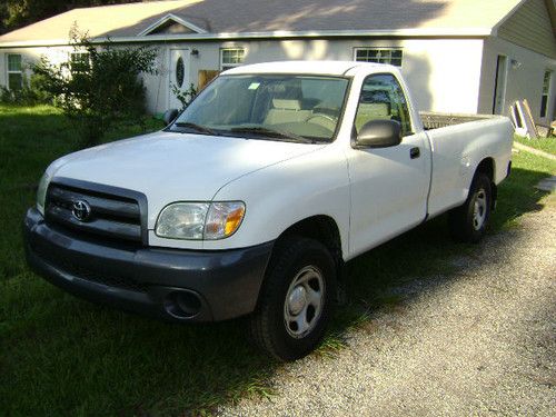 2006 toyota tundra 104k miles, clean carfax, nice cond, 4.0 ltr v6, 6 speed