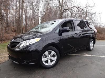 5-days *no reserve* '12 toyota sienna 1-owner off lease xclean/xnice