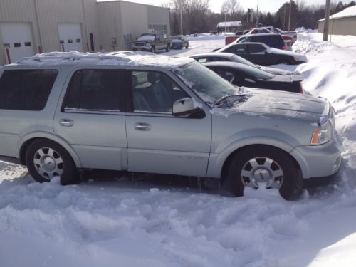 Parting out lincoln navigator bad motor everything else good