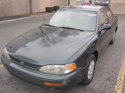 4cylinder auto ac low miles 98k 98k 98k looks and runs great