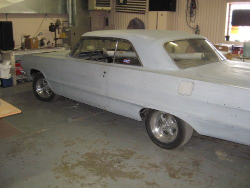 1964 impala 2 door hardtop very solid 305 v-8 automatic