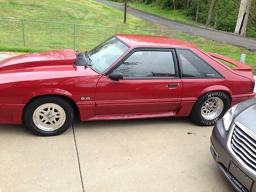 1989 ford mustang gt hatchback 2-door 5.0l race or street this car is fast!!