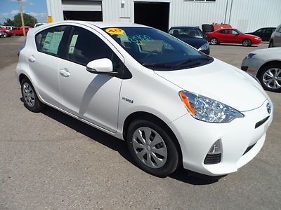 New 2013 toyota prius c pkg 2 for just $18,988 no dealer will match this price