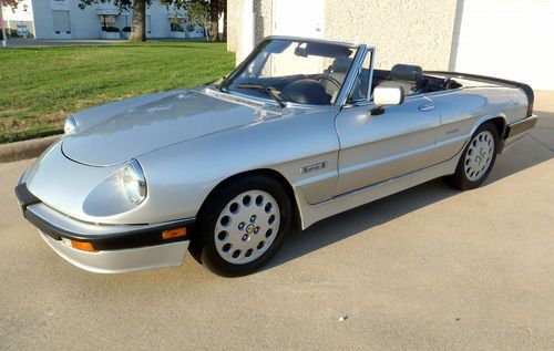 1987 silver alfa, convertible, low miles with both tops. fantastic condition.