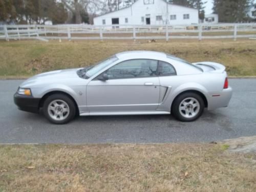 1999 ford mustang 2dr coupe new ford trade 35th anniversry no reserve