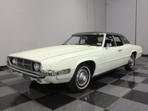 Diamond green,fully loaded w/power options, a/c, 429 v8, suicide-door luxury!