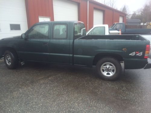 2004 gmc sierra 1500 4x4 extended cab low miles ! cheap truck !!  low reserve !
