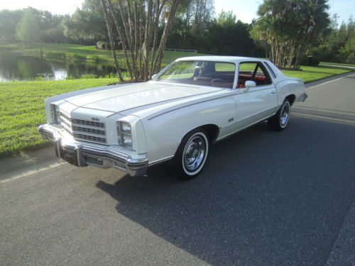 1976 monte carlo- gorgeous -very low miles  68,862 original miles -free delivery
