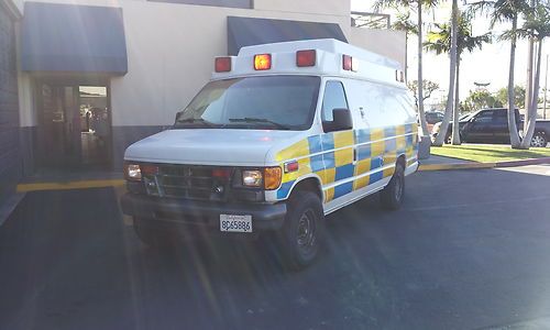 2004 ford e350 ambulance wheeled coach
