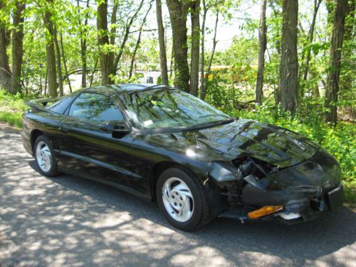 1993 pontiac firebird trans am coupe 2-door 5.7l six speed project or parts