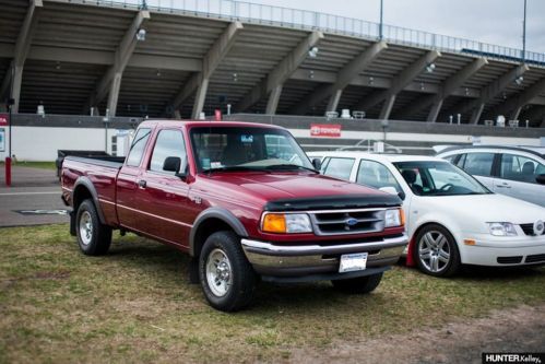 Ford ranger xlt 4x4 extended cab 2nd owner low miles 64k very clean survivor
