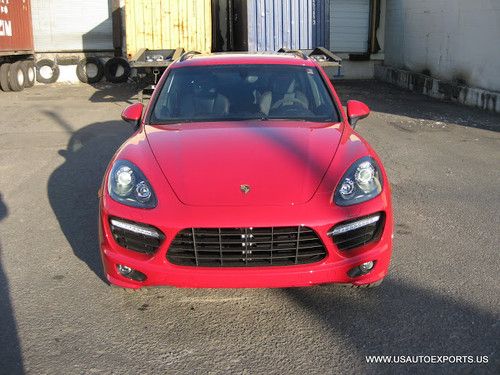 2013 porsche cayenne gts carmine red loaded msrp 112500 export only. titled.