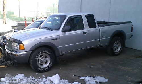 2002 ford ranger xlt 4x4 auto 67k miles!!!!!!!! very clean